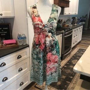 Kiara Green Pink Sleeveless Silky Slip Dress V-Neck Rose Garden Tropical Sz L